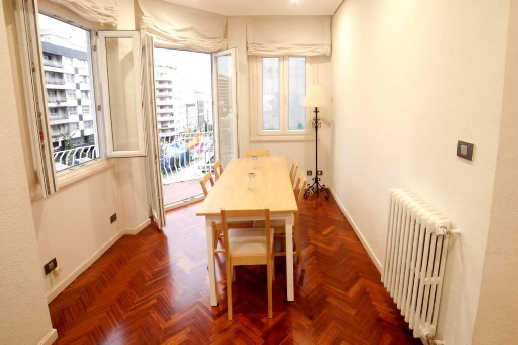 Апартаменты Piso Lujo En Gran Via Con Garaje Виго Экстерьер фото